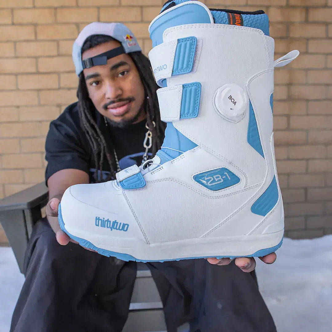 ZB - 1 Boa® x Zeb Powell Boots White/Blue | thirtytwo US Boots ThirtyTwo Rider Driven Snowboarding Snow Premium