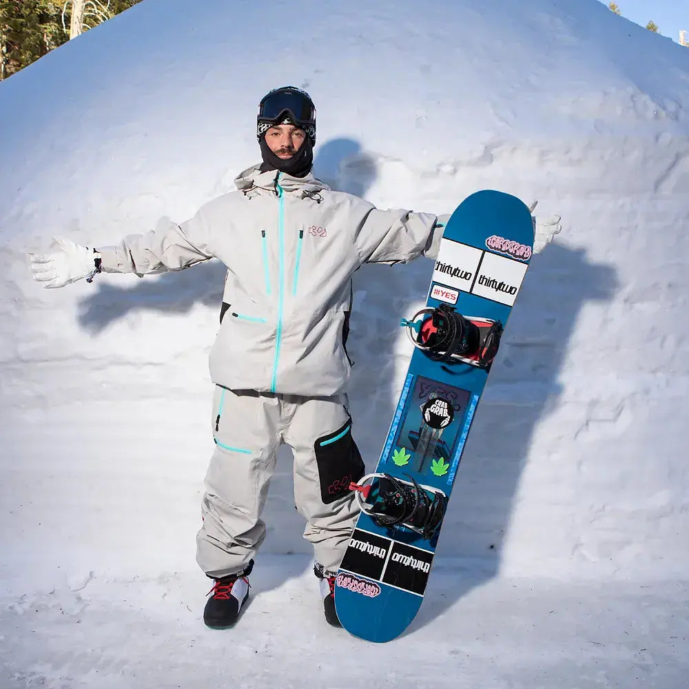 TM Recycled x Fava Jacket Cement | thirtytwo US Non-Insulated Jacket ThirtyTwo Rider Driven Snowboarding Snow Premium