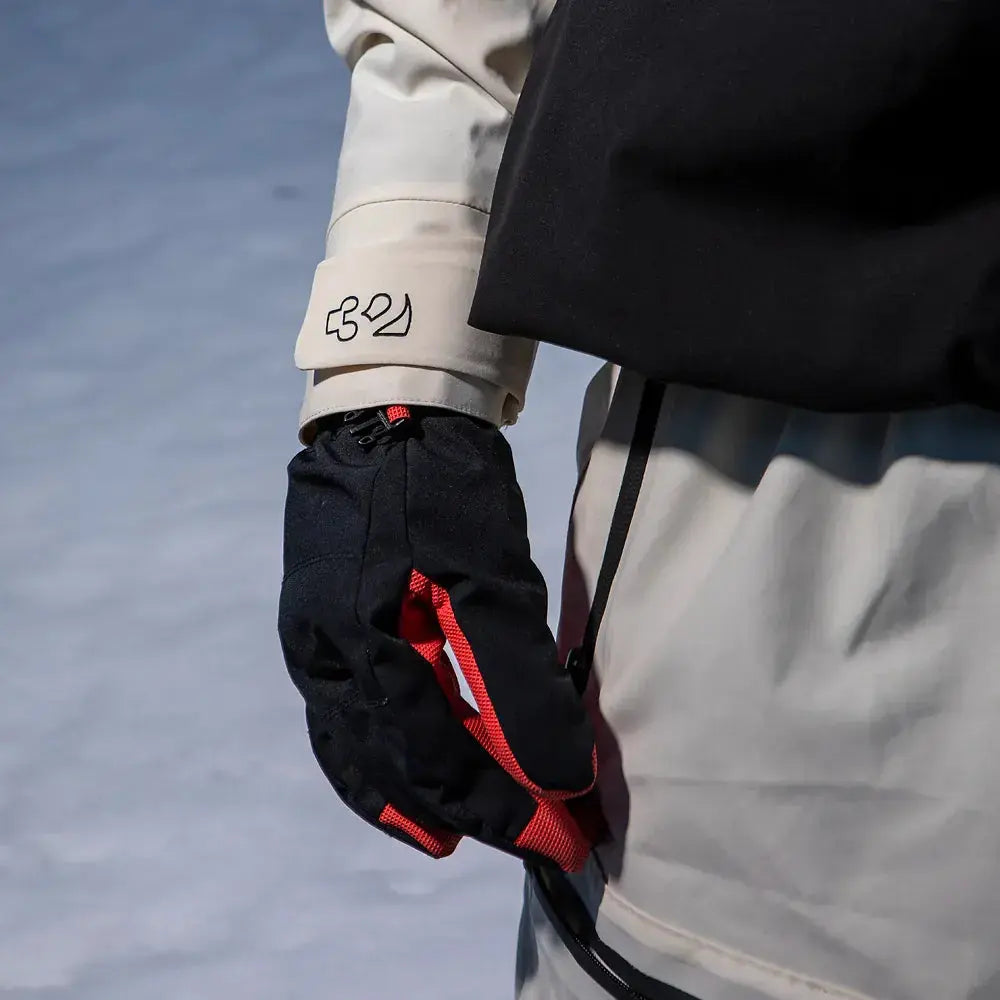 TM Recycled x Visintainer Jacket Off White | thirtytwo US Non-Insulated Jacket ThirtyTwo Rider Driven Snowboarding Snow Premium