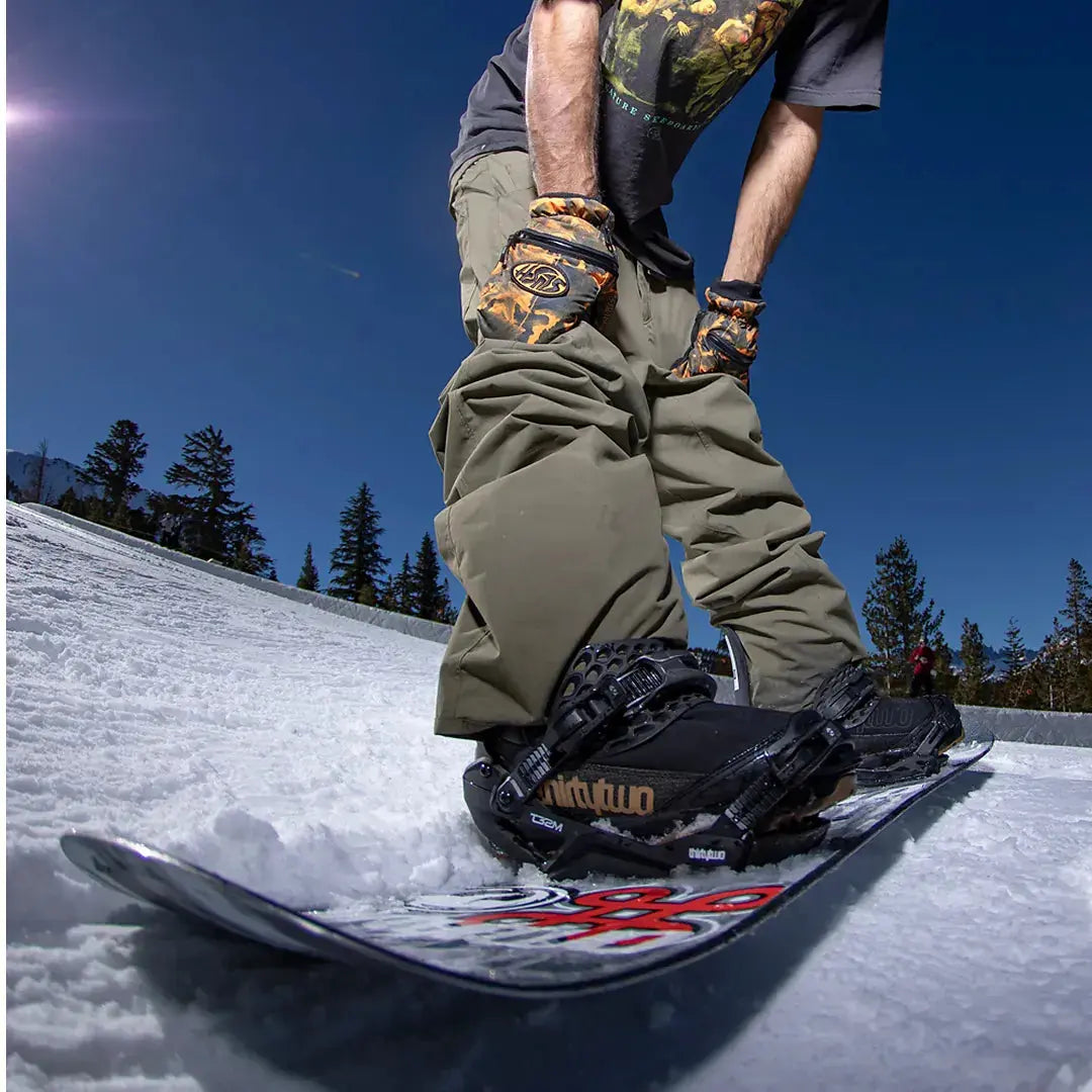 T32M Fase® Snowboard Binding Bindings 329.95 | thirtytwo Snowboarding