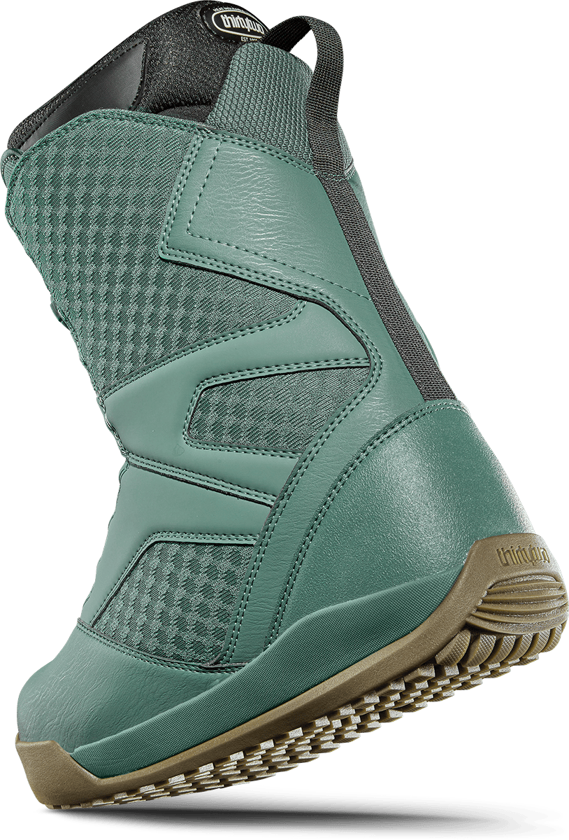 MEN'S STW DOUBLE BOA® SNOWBOARD BOOTS - ThirtyTwo US MEN'S STW DOUBLE BOA® SNOWBOARD BOOTS - ThirtyTwo US