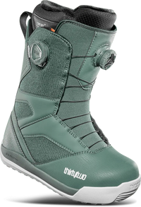 GREEN color