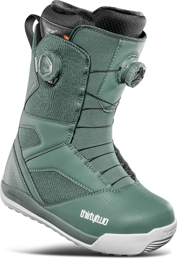 WOMEN'S STW DOUBLE BOA® SNOWBOARD BOOTS Boots 202.95 | thirtytwo WOMEN'S STW DOUBLE BOA® SNOWBOARD BOOTS Boots 202.95 | thirtytwo