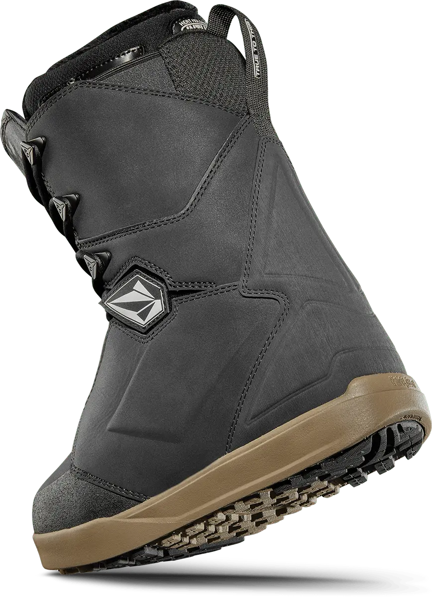 WOMEN'S LASHED X VOLCOM SNOWBOARD BOOTS Boots 223.95 | thirtytwo WOMEN'S LASHED X VOLCOM SNOWBOARD BOOTS Boots 223.95 | thirtytwo