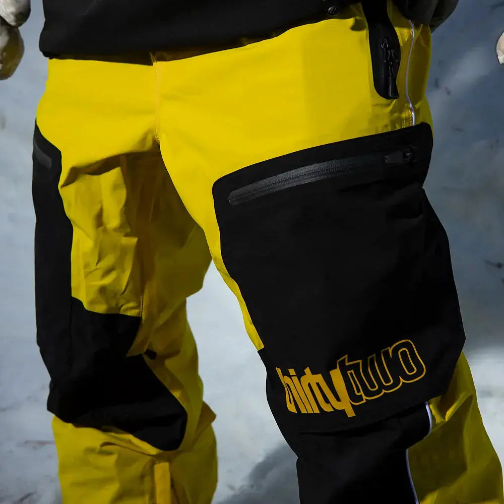 Sono XLT x Walker Pants Black/Yellow | thirtytwo US