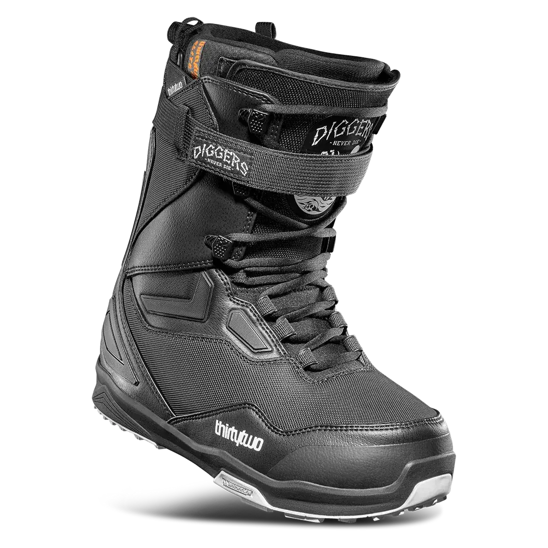 mens thirtytwo snowboard boots dark grey Men's Lashed Double Boa Boot Black/Grey 8 The Snow Guard tongue also keeps moisture out ThirtyTwo STW Double BOA Snowboard