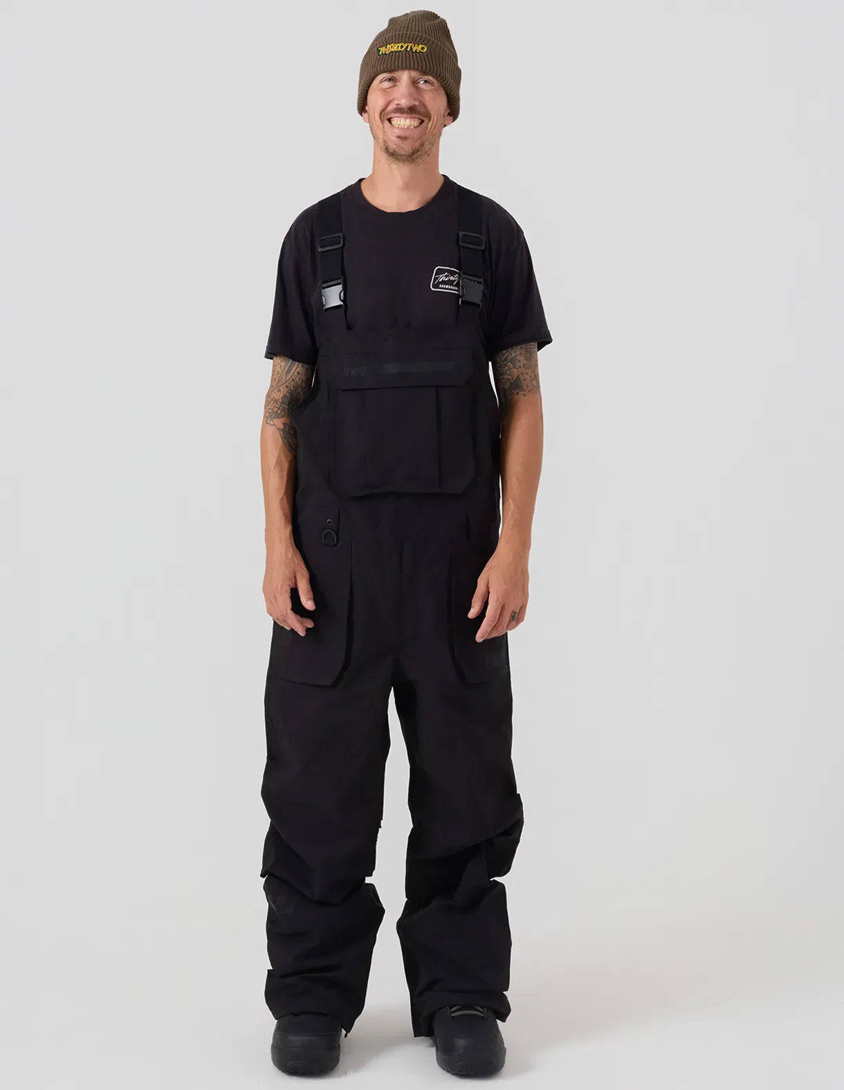 Basement Bib Outerwear Thirtytwo BLACK / S Rider Driven Snowboarding Snow Premium 7630949138972 T.26.PTM.BMB.BK.2S.1