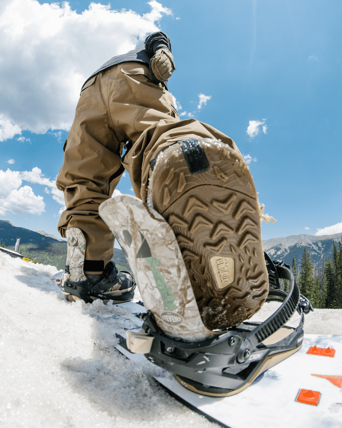 T32M Stevens FASE Bindings Thirtytwo Rider Driven Snowboarding Snow Premium