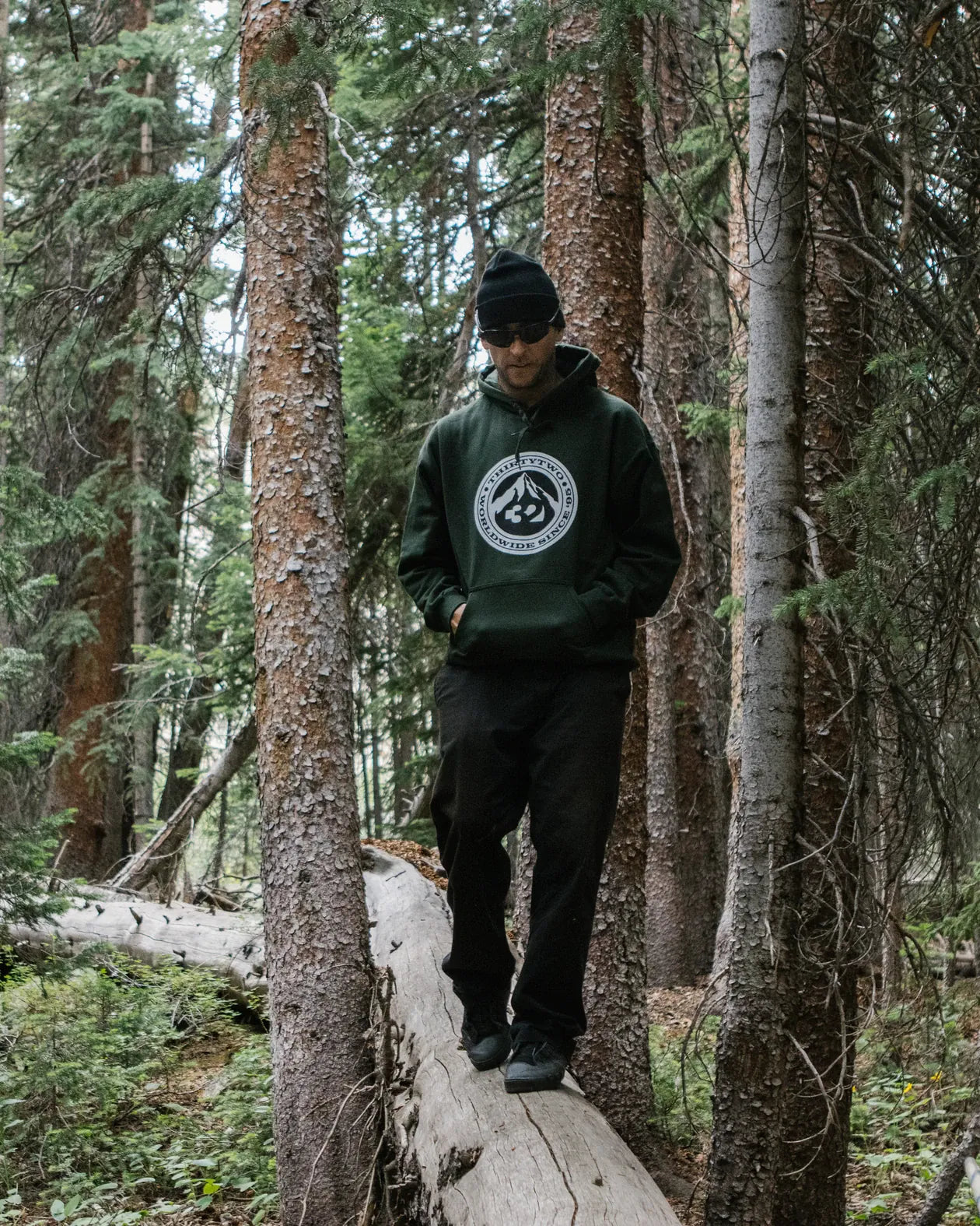 SINCE 95 HOODIE Apparel Lifestyle Thirtytwo Rider Driven Snowboarding Snow Premium