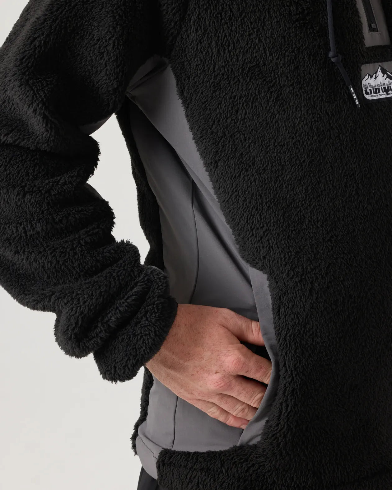 ARCTIC PILE ANORAK Apparel Technical Thirtytwo Rider Driven Snowboarding Snow Premium