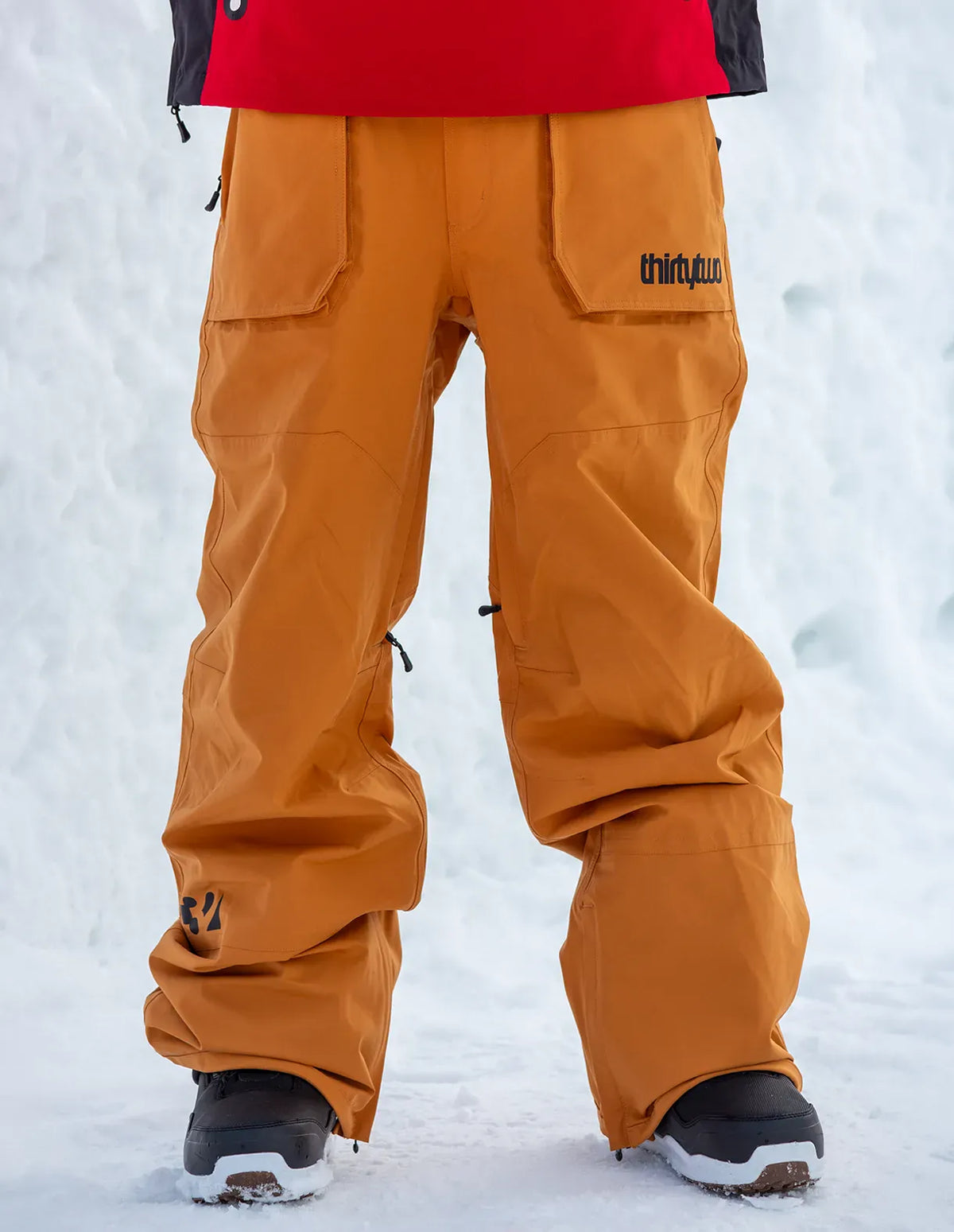 Basement Bib Outerwear Thirtytwo Rider Driven Snowboarding Snow Premium