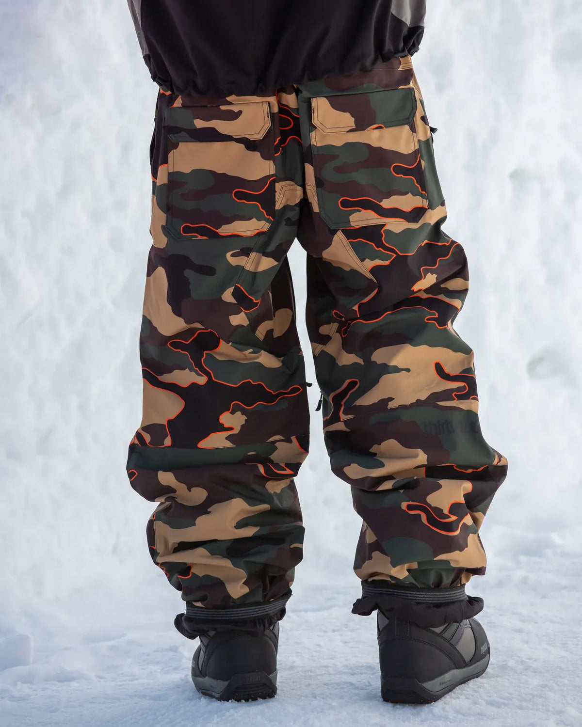 Basement Bib Outerwear Thirtytwo Rider Driven Snowboarding Snow Premium