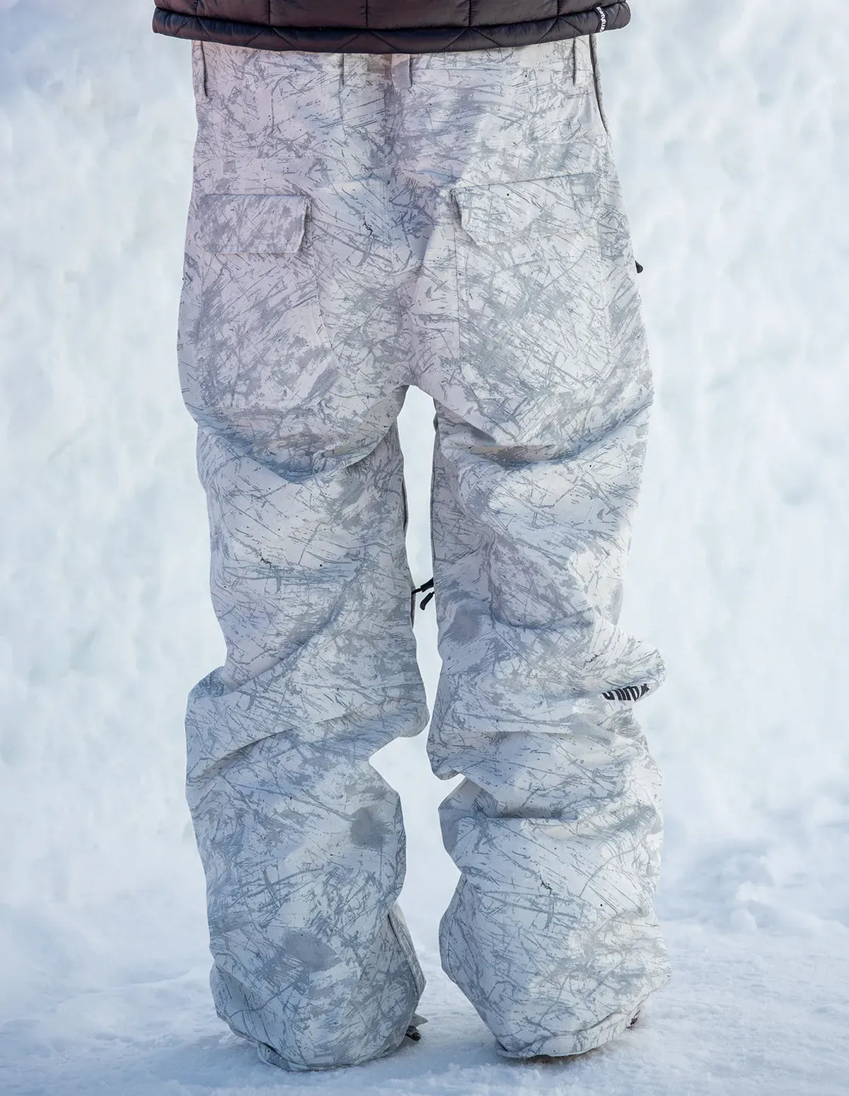 Basement Bib Outerwear Thirtytwo Rider Driven Snowboarding Snow Premium