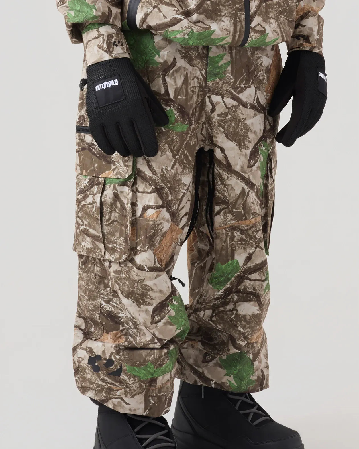 BLAHZAY CARGO Outerwear Thirtytwo CAMO / XS Rider Driven Snowboarding Snow Premium 7630961805180 T.27.PTM.BZC.341.1XS.1