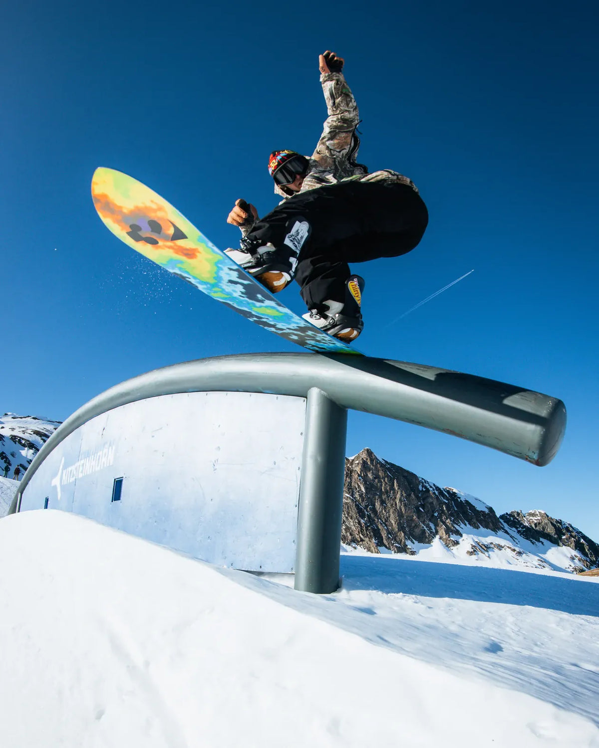 Atmosphere Snowboards Thirtytwo Rider Driven Snowboarding Snow Premium