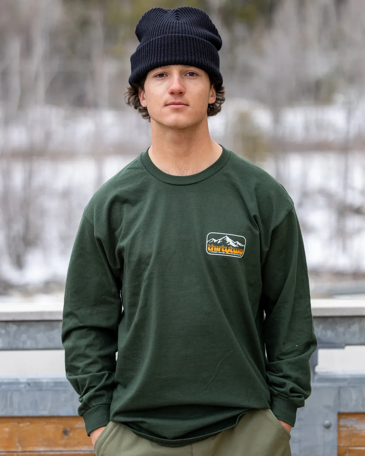 TRAVERSE L/S Apparel Lifestyle Thirtytwo FORREST / S Rider Driven Snowboarding Snow Premium 7630961807740 T.27.TEM.TLS.351.2S.1